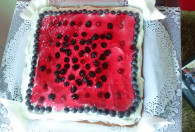 Zdjęcie przedstawia upieczone ciasto Fiona